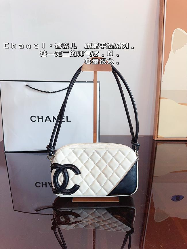 Chanel White Cambon Ligne Pochette Black size 22x4x12cm - 1