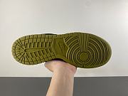 Nike SB Dunk Low Supreme 94 Camper Green (2025) HQ8487-300 - 3