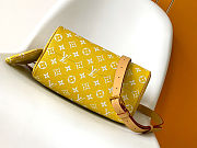 Louis Vuitton Speedy bandoulière 25 Yellow size 25x15x15cm - 6