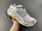 Balenciaga Runner Gardient White Multi (2025) 772774WRUNG9800 - 2