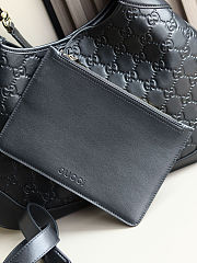 Gucci B medium shoulder bag in black GG leather size 42x36x2 - 2
