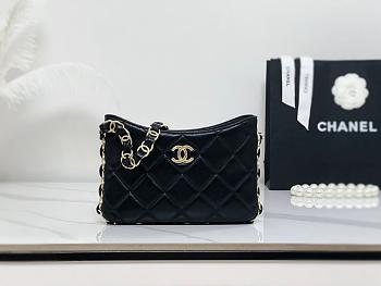 Chanel Hobo Handbag Black size 24×17×5cm