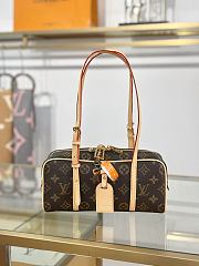 LV Hang On Monogram coated canvas size 26x11.5x6.5cm - 1