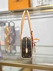 LV Hang On Monogram coated canvas size 26x11.5x6.5cm - 4