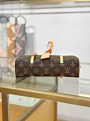 LV Hang On Monogram coated canvas size 26x11.5x6.5cm - 3