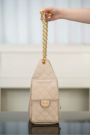 Chanel 25 Small Handbag Grained Calfskin & Gold-Tone Metal Beige size 30x26x14cm - 4
