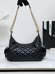 Chanel 25C Shiny Lambskin Shoulder Bag Black size 22x31x15cm - 2