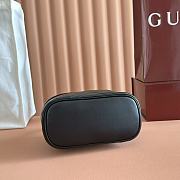 GG Marmont vanity bag in black leather size 19x11.5x9cm - 4