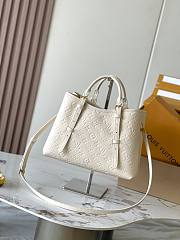 LV Babylone Tote PM Monogram Empreinte Creme size 31x21.5x13cm - 1