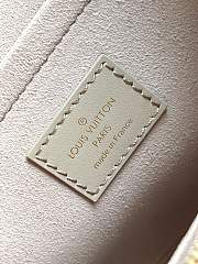 LV Babylone Tote PM Monogram Empreinte Tourterelle Grey size 31x21.5x13cm - 2
