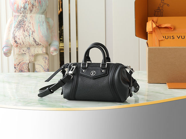 Louis Vuitton Nano LV Biker Black size 23x10x10cm  - 1