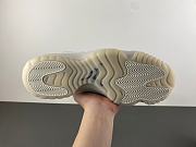 Jordan 11 Retro Pearl (2025) AR0715-110 - 2