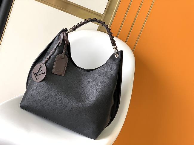 Louis Vuitton Carmel Mahina Hobo Bag Black size 35x40x17cm - 1