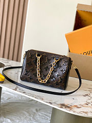 LV Speedy Bandouliere 20 Monogram coated canvas size 20.5x15x13cm - 4