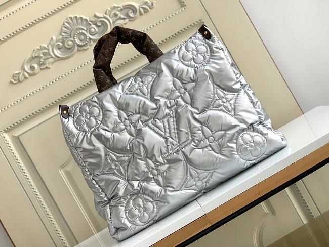 Louis Vuitton OnTheGo Tote Monogram Quilted Econyl Nylon GM size 41x34x19cm - 1
