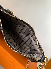 LV Easy Pouch On Strap Monogram Empreinte Black size 19 x 11.5 x 3 cm - 2