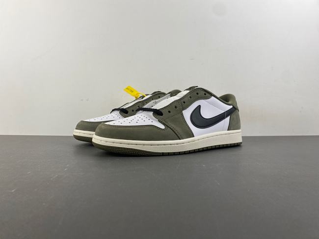 Air Jordan 1 Retro Low OG “Medium Olive” - HQ6998-200 - 1
