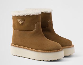 Prada cinamon Suede booties