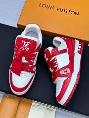 LV trainer red and white - 3
