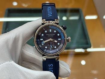 LV  Tambour Street Diver watch - diameter 44MM