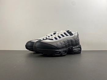 Nike Air Max 95 'Black' Carbon Grey White II7404-100