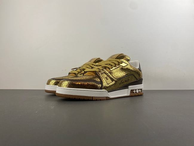 LV trainer gold Calf leather with cracked effect - 1