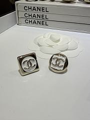 Chanel CC Enamel Stud Earrings – White & Gold Tone - 4