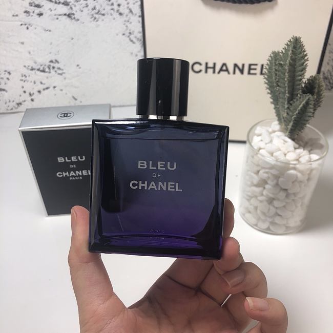 Bleu de Chanel Eau de Parfum 50ml - 1