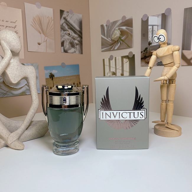 Paco Rabanne Invictus Eau de Toilette 100ml - 1