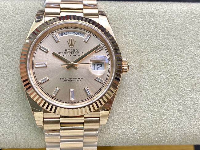 Rolex Day-Date 40 Yellow Gold Champagne Dial – 40mm - 1