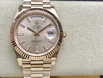 Rolex Day-Date 40 Yellow Gold Champagne Dial – 40mm