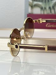 Round Gold Sunglasses with Wooden Temples – Cartier-Inspired Design - 4