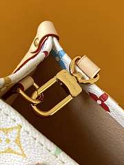 LV x TM OnTheGo MM Other Monogram Canvas -  size 25 x 19 x 11.5 cm  - 3
