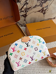 LV cosmetic pouch size 22*16cm - 6