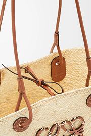 Loewe medium Anagram Basket bag in iraca palm and calfskin size 25*46*16 CM  - 4