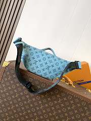 LV Rush waist bag Monogram Shadow size 15 x 8 x 30 cm - 5