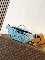 LV Rush waist bag Monogram Shadow size 15 x 8 x 30 cm - 2