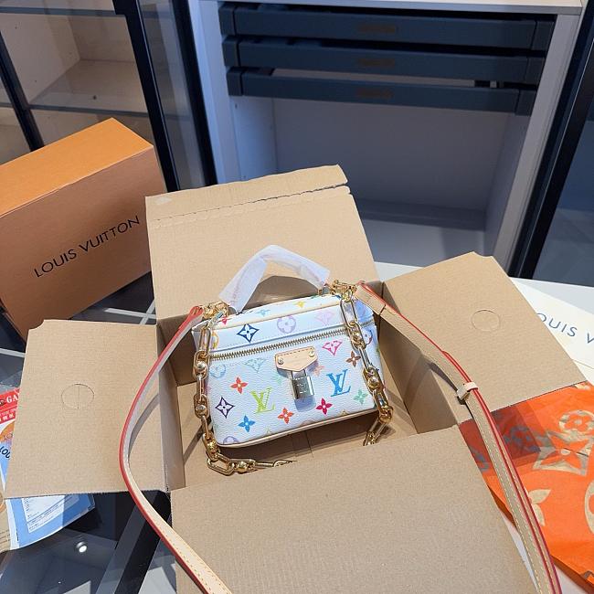 Louis Vuitton x Takashi Murakami Vanity Chain Pouch size 19*12*6cm - 1