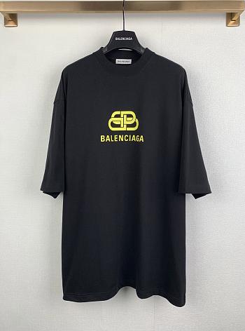 Balenciaga yellow logo black  T shirt