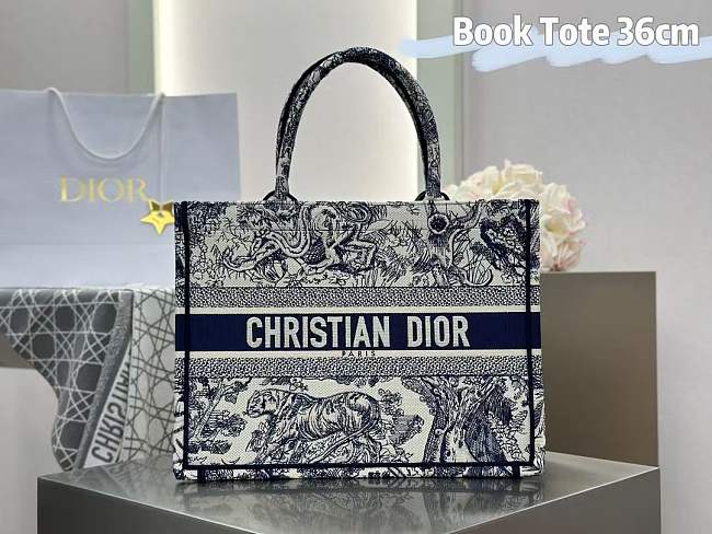 DIOR Toile de Jouy Book Tote Bag Canvas navy - 1