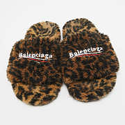 	 Balenciaga Furry Slide brown - 1