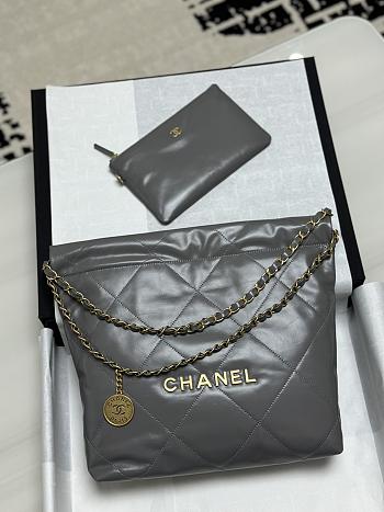 Chanel 22 caft skin chain bag size 35x37x7cm