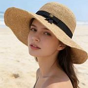 Gucci's new raffia straw hat - 1