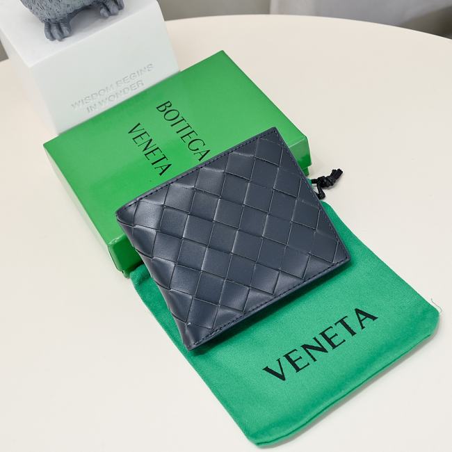  Bottega Veneta Intrecciato bi-fold wallet  - 1