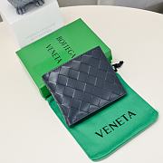  Bottega Veneta Intrecciato bi-fold wallet  - 1