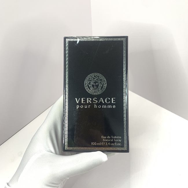 Versace Pour Homme Eau de Toilette 100ml - 1