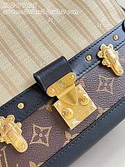 LV Speedy Bandouliére 22 size 24 x 22 x 12 cm - 4