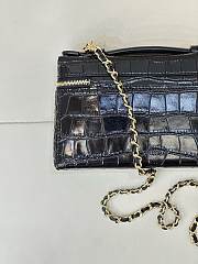 Chanel 26A Métiers d'Art LP Box Bag Size: 17 × 19.5 × 5 cm - 3