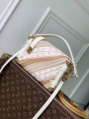 LV side trunk MM 23.5 x 16 x 8.5cm  - 3