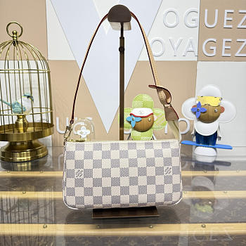 Louis Vuitton Pochette Accessoires in Damier Azur canvas size 21*3*13cm